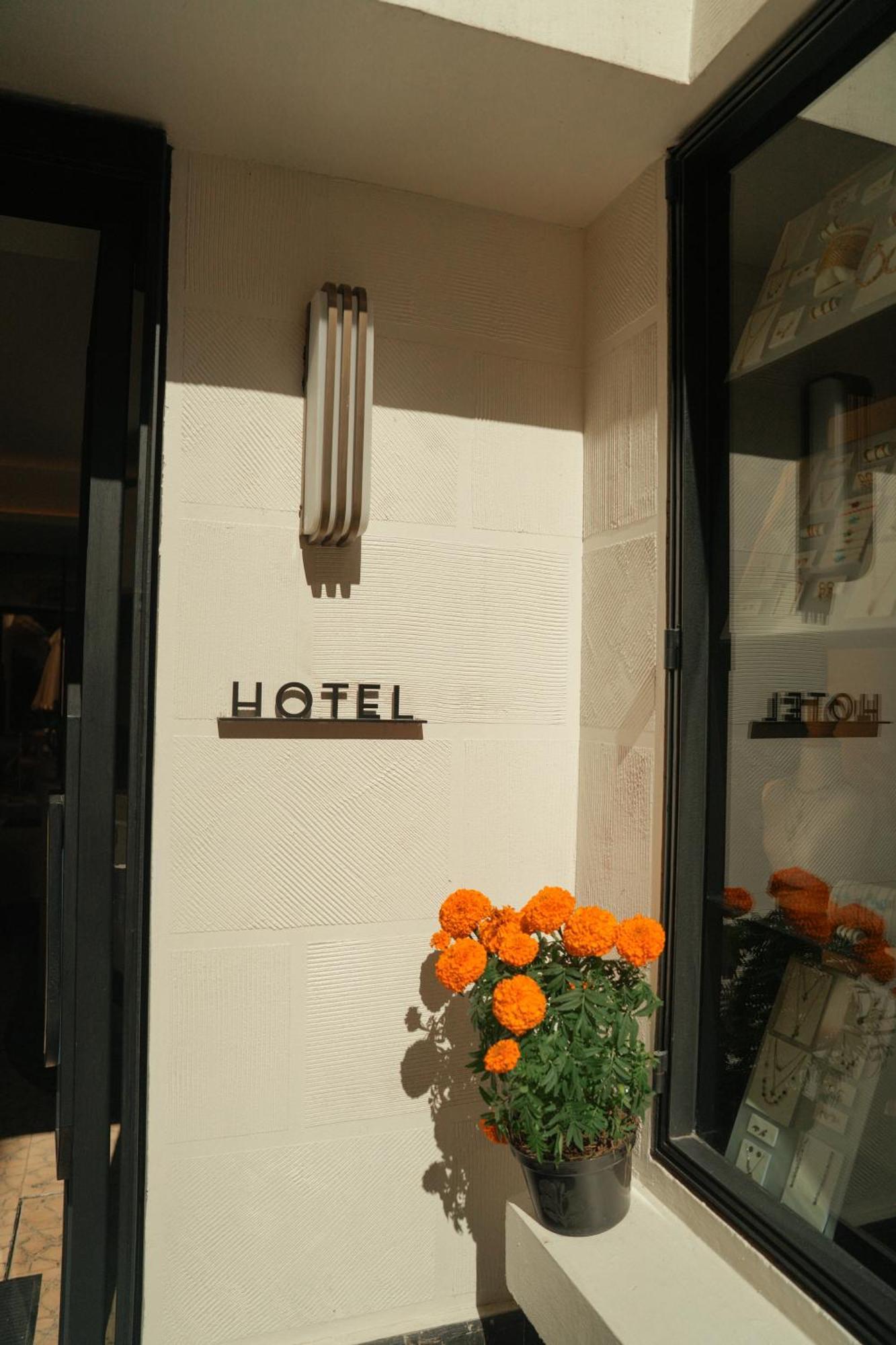 Rodona Hotel Kota Meksiko Bagian luar foto